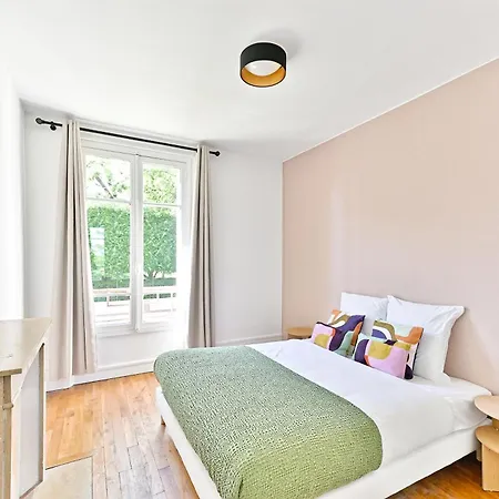 Magnifique Et Spacieux Proche Paris Lägenhet Puteaux