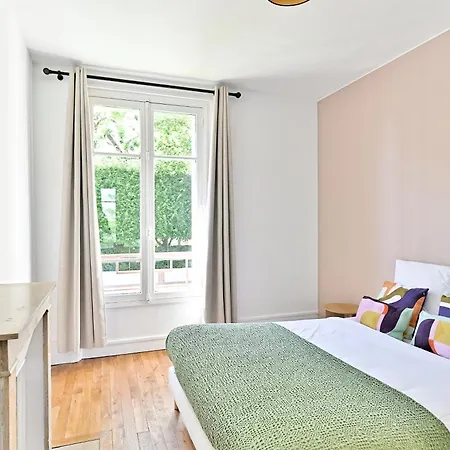 Magnifique Et Spacieux Proche Paris Lägenhet Puteaux